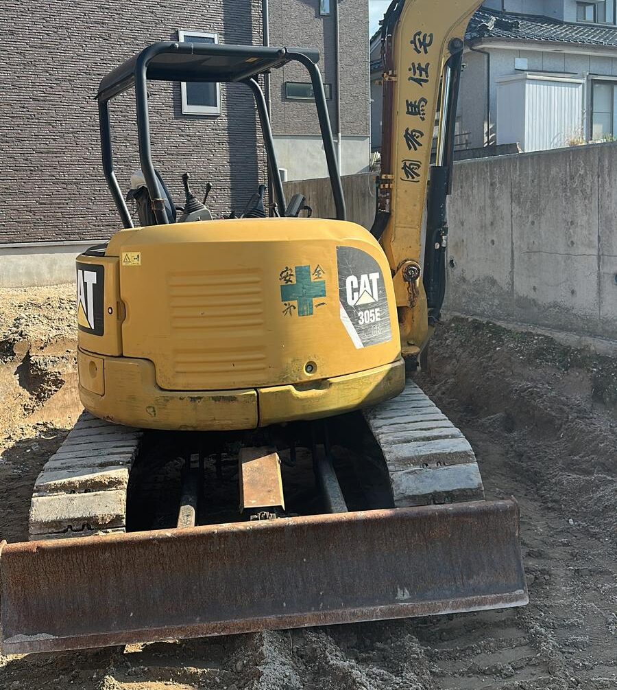  キャタピラーミニショベル